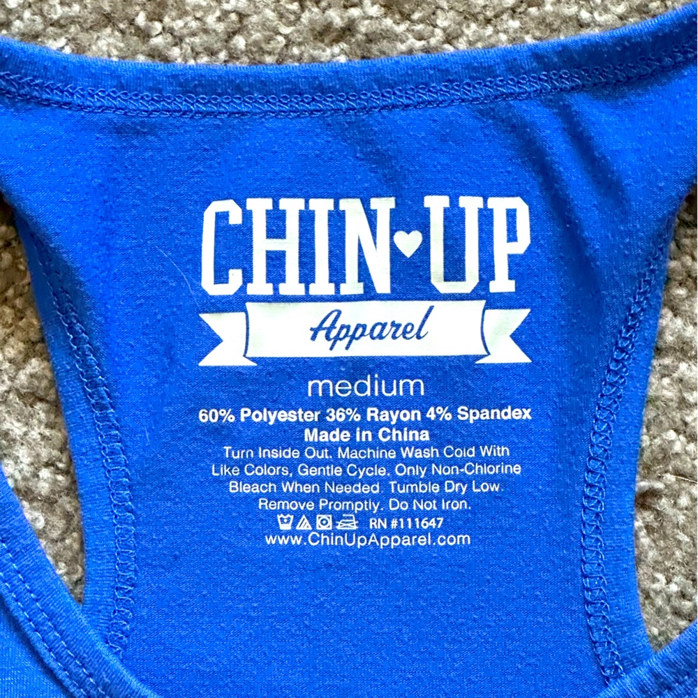 Chin up Tanktop - Picture 3 of 3
